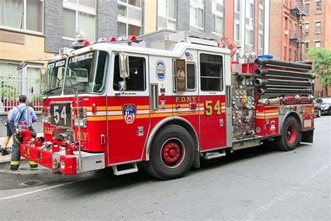 FDNY. Engine 54. | Fdny, Fire trucks, Fire department