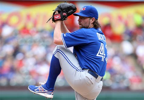 These R.A. Dickey knuckleball GIFs are art | For The Win