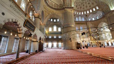 Blue Mosque (Interior) in Istanbul - YouTube