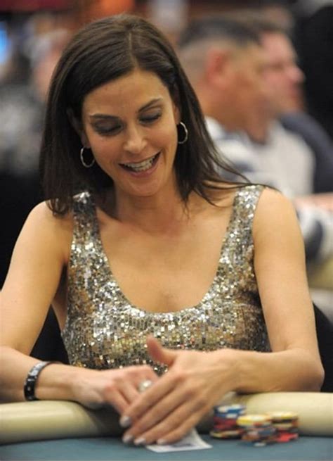 Teri Hatcher | James bond girls, Hollywood star, Bond girls