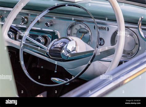 Vauxhall victor hi-res stock photography and images - Alamy