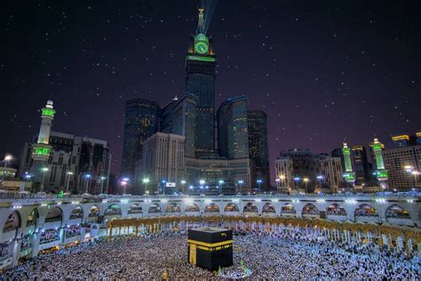 Masjid Al Haram At Night