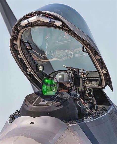 #F-22 Raptor Cockpit 😎 😎 😎 . . Follow @military_hunter for more ...