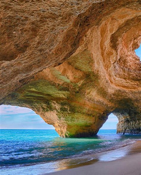 algarve-lagos-beach-cave · Praia da Luz Holidays