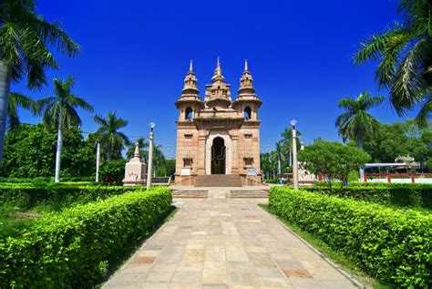 Sarnath Temple stock photo. Image of rishipattana, buddhism - 4785084