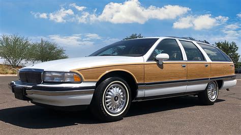 We Want to Hit Trash Cans with This 5,600-Mile 1994 Buick Roadmaster Wagon