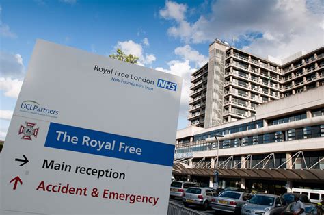 Isolation Unit Set Up at London's Royal Free Hospital | IBTimes UK