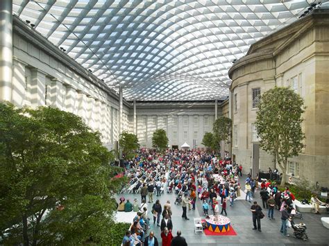 The Robert and Arlene Kogod Courtyard — GGN