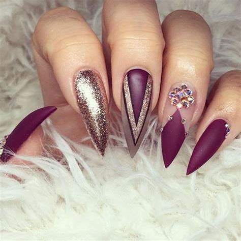 Lady Gaga Pointy Nails