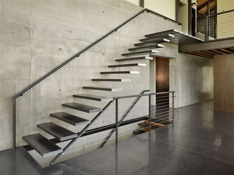 Steel Staircase | Steel Fabrication Services