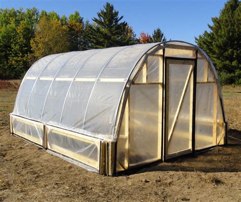 Greenhouse / Hoop House Plans Easy to do!! | Cheap greenhouse ...