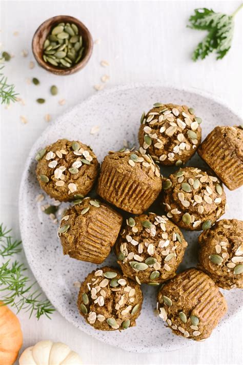 Pumpkin Oatmeal Muffins (Maple-Sweetened) - Foolproof Living