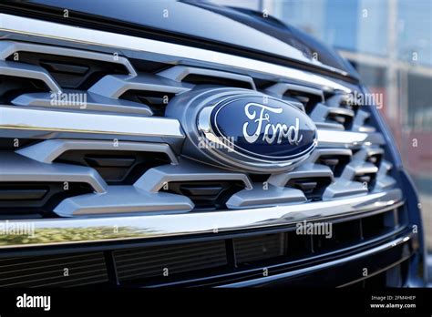 Ford explorer logo hi-res stock photography and images - Alamy