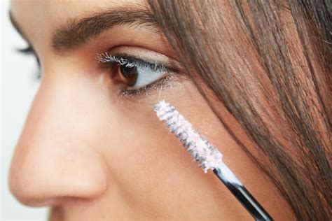 Step 2: Apply Lash Primer | How to Use Mascara Primer | POPSUGAR Beauty ...