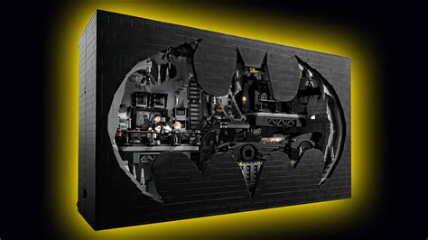 The Batman Returns with the incredible Batcave Shadow Box — Maxi-Geek