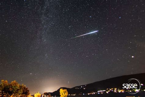 B.C. man captures awe-inspiring snap of multi-coloured shooting star ...