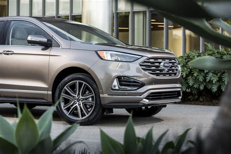 Ford and Lincoln electric SUVs reportedly coming for 2023