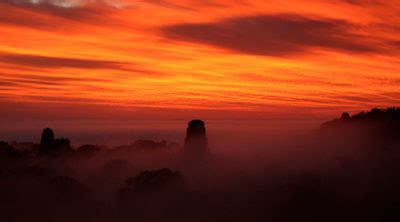 Tikal Sunrise Tour – adrenalinatours.com