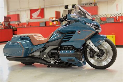 Custom Honda Gold Wing Unveiled At Daytona | Motorcycle Cruiser