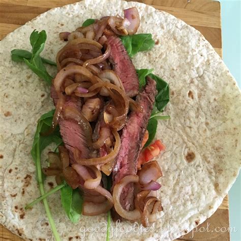 GoodyFoodies: Recipe: Steak Wrap with Caramelised Onions, Tomatoes and ...