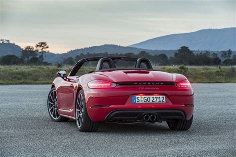 Cheaper and Less Powerful Porsche 718 Boxster/Cayman to Launch in China ...