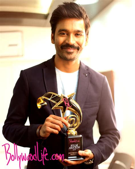 Dhanush wins Most Fan Friendly South Celeb: BollywoodLife Film Awards ...