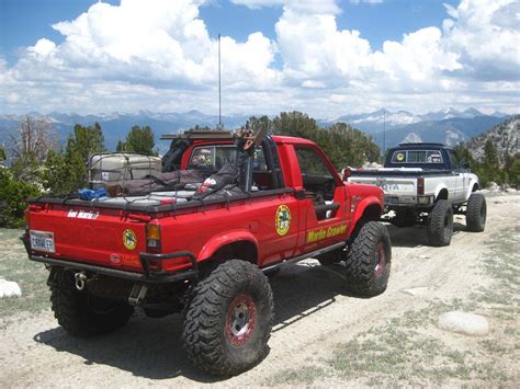 Pin by Jeff Cheng on Toyota Off-road Vehicles | Toyota pickup 4x4 ...