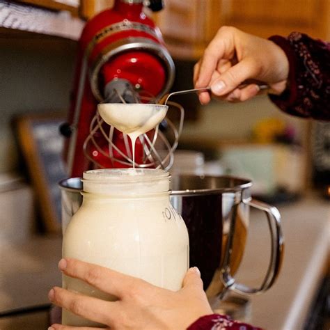 How to Make Homemade Butter With Fresh Cream - Mama on the Homestead