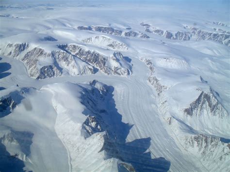 No Fixed Address: Flight over Auyuittuq National Park