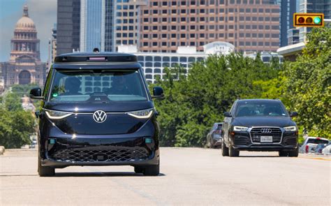 Volkswagen starts testing autonomous driving in the US with ID. Buzz ...