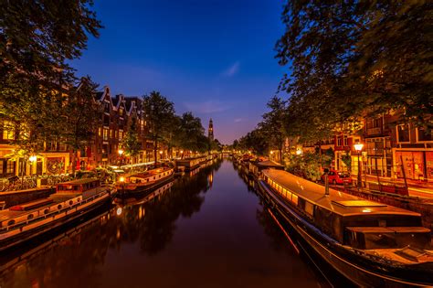 Wallpaper Amsterdam Holland Canal View at Night - free pictures on Fonwall