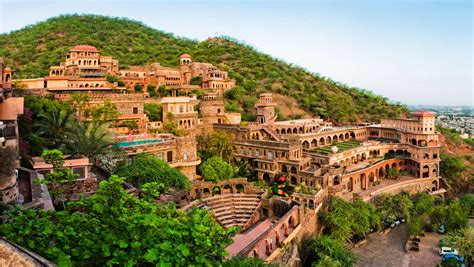 Neemrana Fort Palace|Heritage Resort near Jaipur|Stay near Jaipur