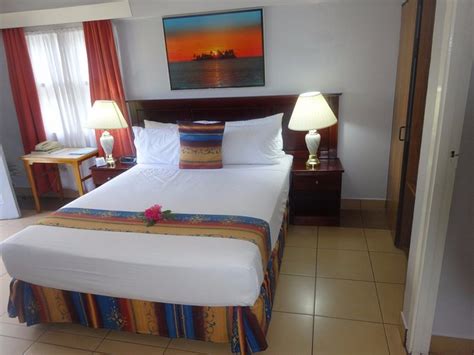 Suva Motor Inn Rooms: Pictures & Reviews - Tripadvisor