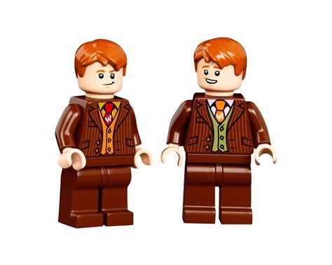 LEGO Set 75978-1 Diagon Alley (2020 Harry Potter) | Rebrickable - Build ...