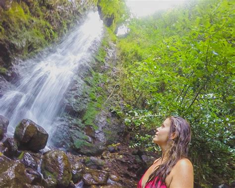 The 12 Best Waterfall Hikes On Oahu For All Skill Levels