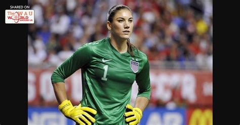 Top 10 Best Female Football Goalkeepers in the World | Life | WAU