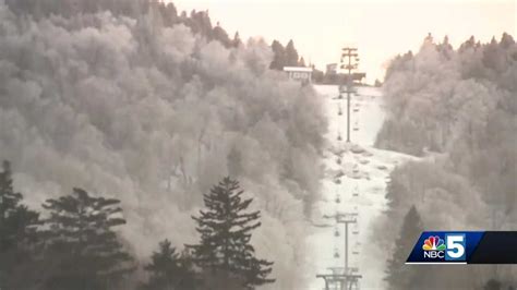 Vermont ski resorts working quickly to reopen after losing feet of snow ...