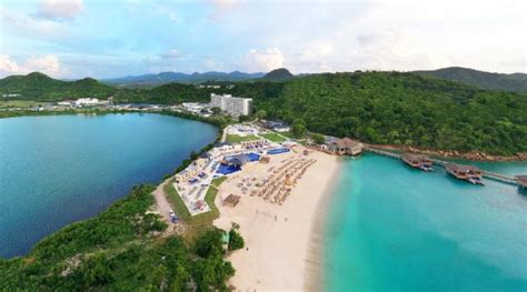 Royalton Antigua | Best All-Inclusive Wedding Resorts