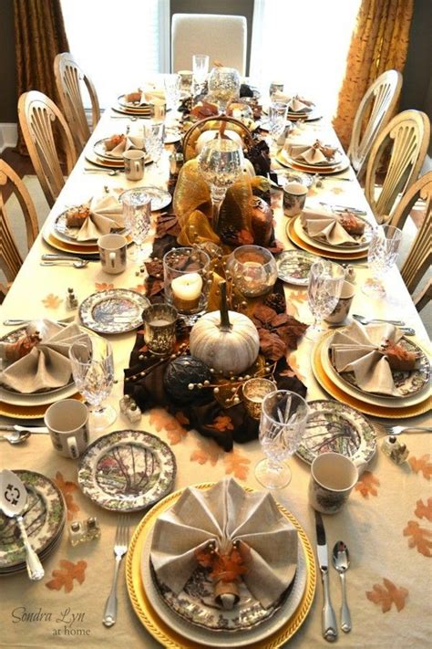 20 Thanksgiving Dining Table Setting Ideas