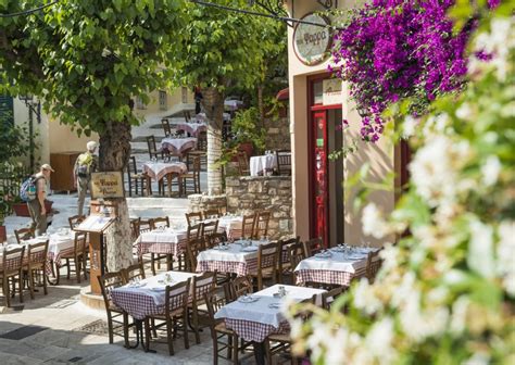 Psaras Restaurant in Athens, Plaka | Greeka