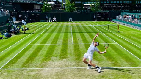 Denis Shapovalov vs. Brandon Nakashima at 2022 Wimbledon second round ...