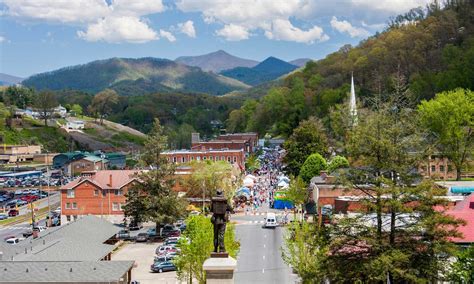 About Us – Historic Downtown Sylva