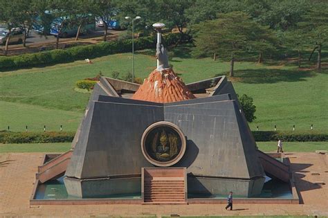 Kenya - Nyayo Monument in Uhuru Park, Nairobi, Kenya | Afrika