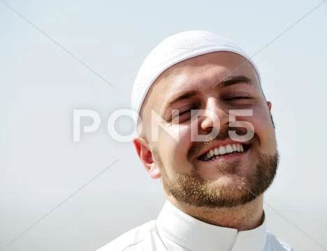 Makkah kaaba hajj muslims Stock Photo ~ Image #21244430