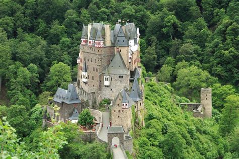 Eltz Castle Small-Group Tour from Frankfurt with Dinner | Discover ...