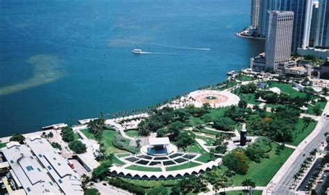 Bayfront Park in Downtown Miami Area/Brickell Area, FL - Miami and The ...