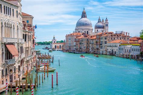 10 Cities of Venice and Veneto to Visit in Italy - Map & Travel Tips