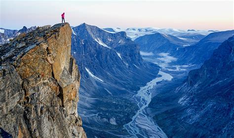 Ocean to Asgard - A Climbing Expedition to Baffin Island