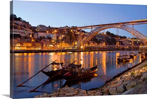 Portugal, Porto, Porto, Oporto, Douro river and Ponte Dom Luis I bridge ...