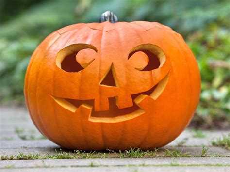 10 Unique Pumpkin Carving Ideas